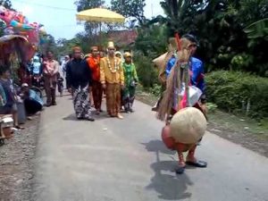 Begalan Kebudayaan Banyumas Yang Hampir Terlupakan